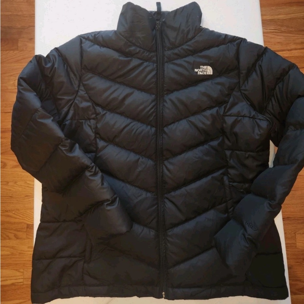 The North Face Women's Black Puffer Jacket